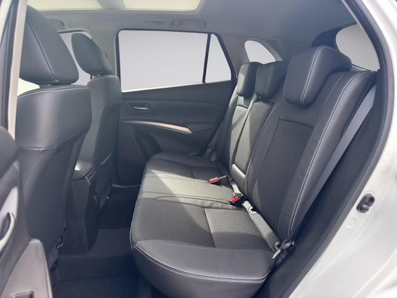 Vehicle image 5 Vehicle image 5