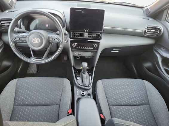 Vehicle image 12 Vehicle image 12