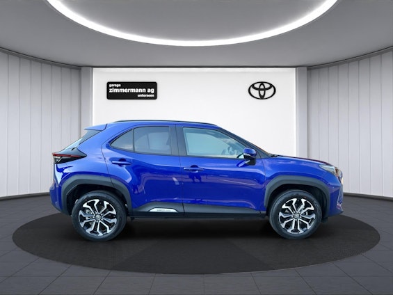 Vehicle image 3 Vehicle image 3