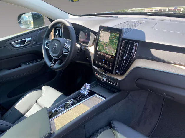 Volvo XC60 2.0 T6 TE Ultra Bright eAWD