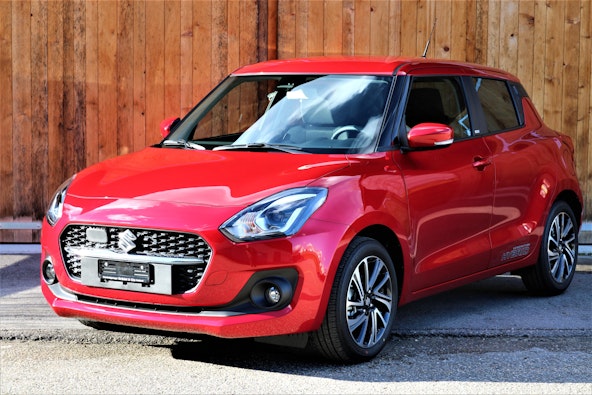 First vehicle image