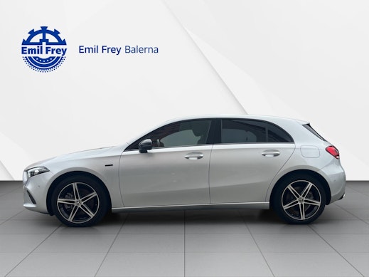 MERCEDES-BENZ A 250 e Style 3