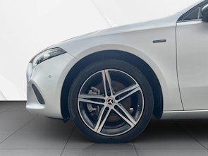 Vehicle image MERCEDES-BENZ A 250 e Style