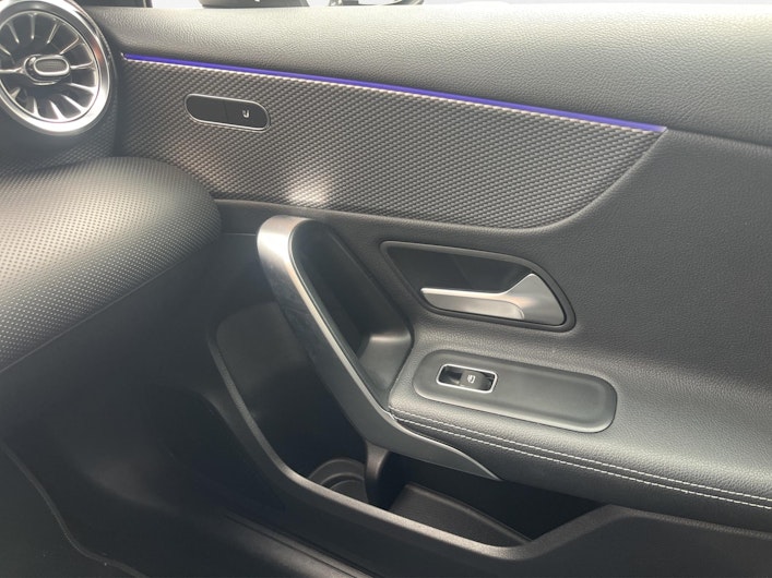 Vehicle image MERCEDES-BENZ A 250