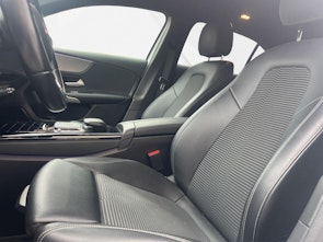 Vehicle image MERCEDES-BENZ A 250 e Style