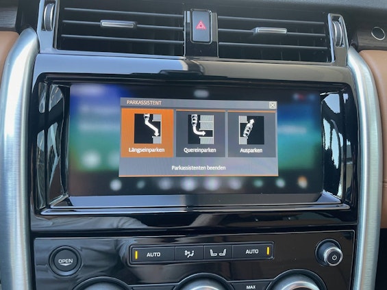 Vehicle image 13 Vehicle image 13