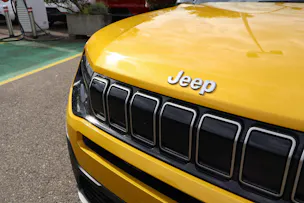 Jeep Avenger 1.2 MHEV Summit
