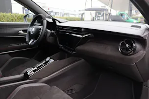 Alfa Romeo Junior 1.2 Ibrida Q4
