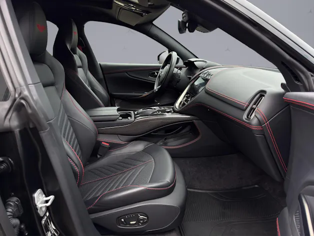 Aston Martin DBX 707 4.0 V8 Bi-Turbo
