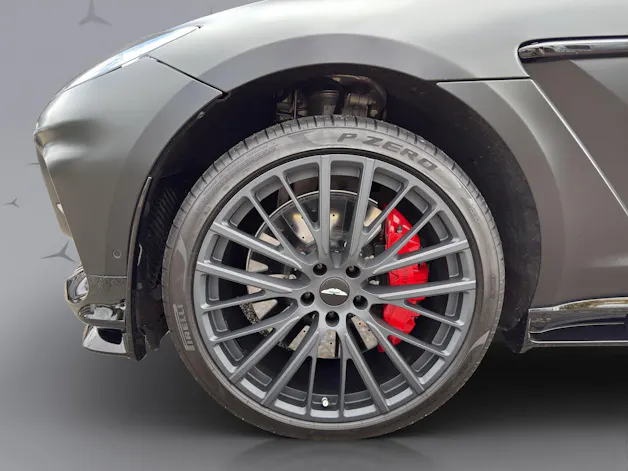 Aston Martin DBX 707 4.0 V8 Bi-Turbo