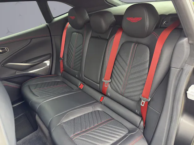 Aston Martin DBX 707 4.0 V8 Bi-Turbo