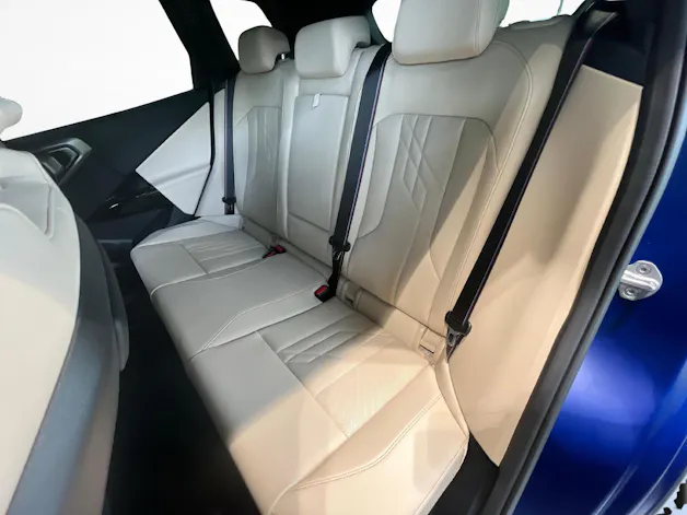 BMW X3 M50i