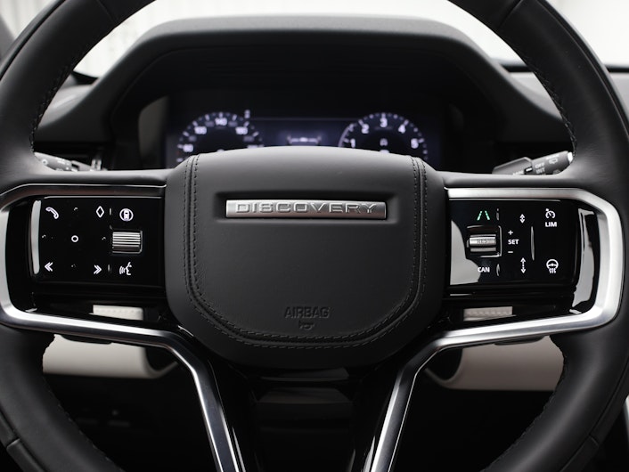 Vehicle image LAND ROVER DISCOVERY SPORT