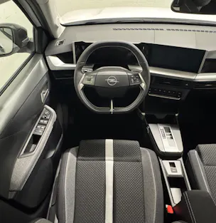 Opel Frontera 1.2 T HEV 145 GS - 7 Plätzer