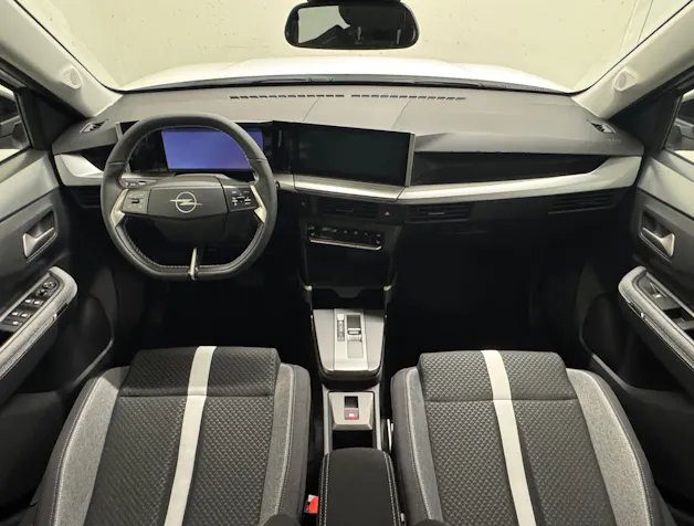 Opel Frontera 1.2 T HEV 145 GS - 7 Plätzer