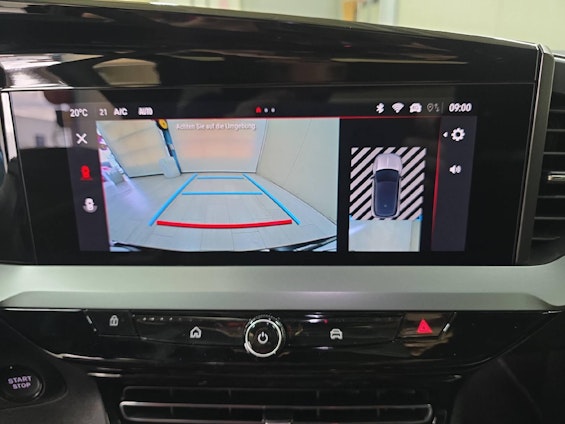 Vehicle image 14 Vehicle image 14