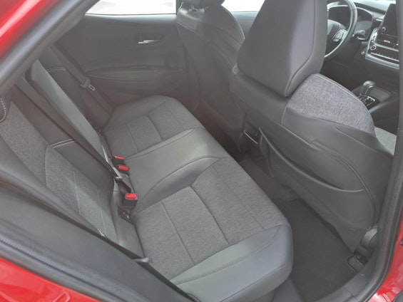 Vehicle image 14 Vehicle image 14