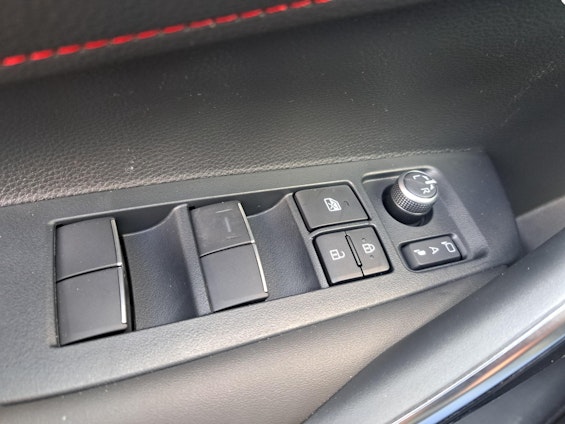 Vehicle image 12 Vehicle image 12