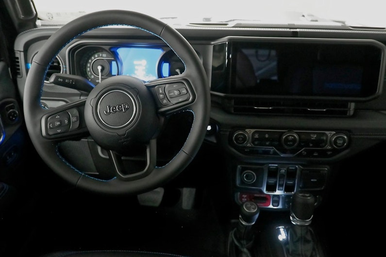 Vehicle image JEEP WRANGLER