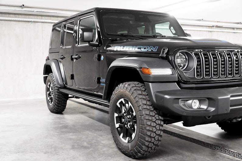 Vehicle image JEEP WRANGLER