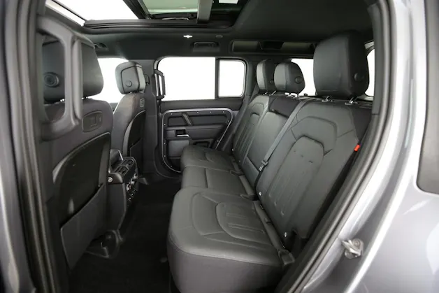 Land Rover Defender 110 3.0 I6 X
