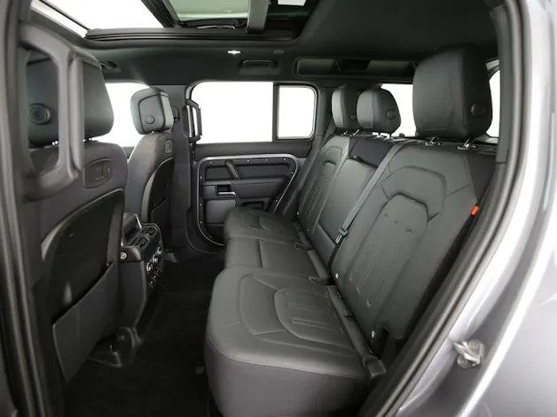 Land Rover Defender 110 3.0 I6 X
