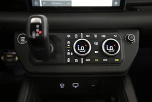 Land Rover Defender 110 3.0 I6 X