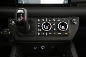 https://vehicle.imgix.net/3991530/77adf8ad-e87e-43b8-abff-8b180c1e2730.jpg