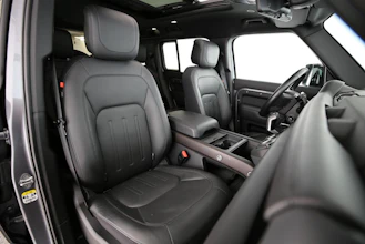https://vehicle.imgix.net/3991530/9d063194-85f8-4187-8dc8-9a153450618c.jpg