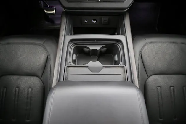Land Rover Defender 110 3.0 I6 X