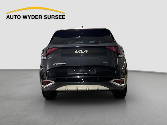 Vehicle image 4 Vehicle image 4