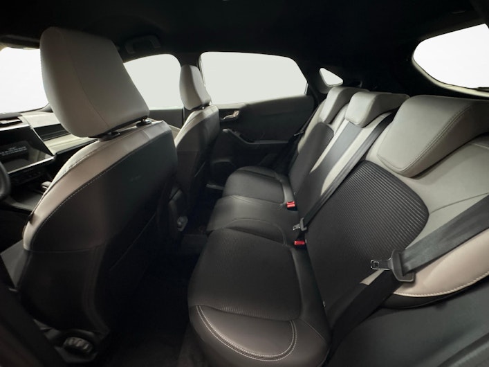 Vehicle image FORD PUMA