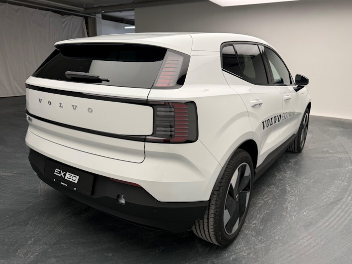 Vehicle image VOLVO EX 30