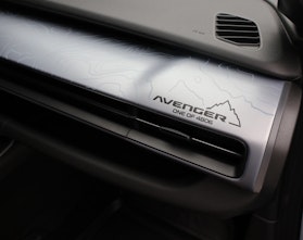 Vehicle image JEEP Avenger 1.2 MHEV The North Face 4xe