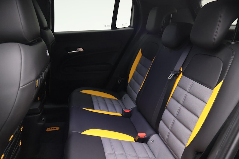 Vehicle image JEEP AVENGER