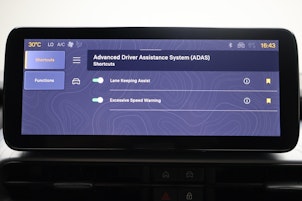 Vehicle image JEEP Avenger 1.2 MHEV The North Face 4xe