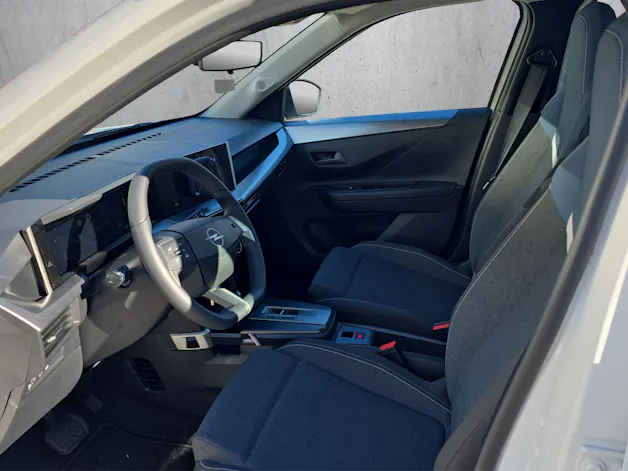Opel Frontera 1.2 T HEV Edition