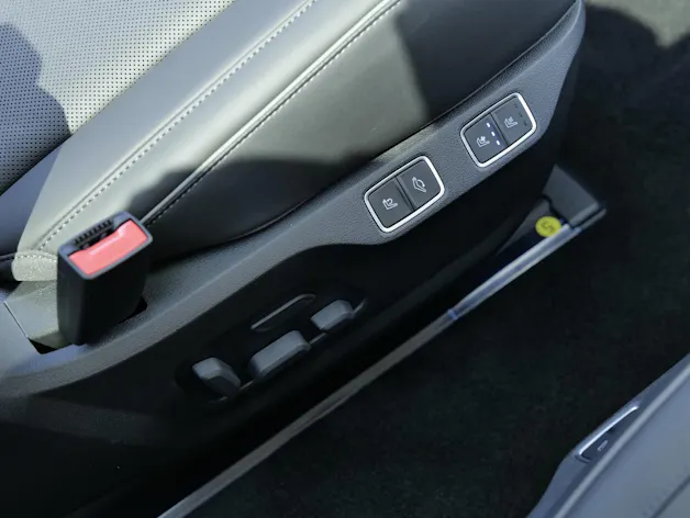 Hyundai Staria Premium 1.6 GDi HEV Vertex
