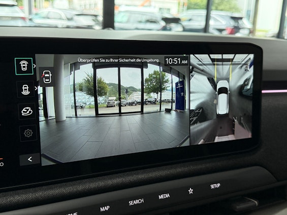 Vehicle image 14 Vehicle image 14