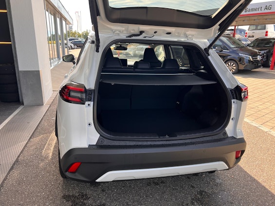 Vehicle image 6 Vehicle image 6