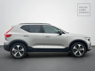 Volvo XC40 2.0 B4 MH Plus Dark
