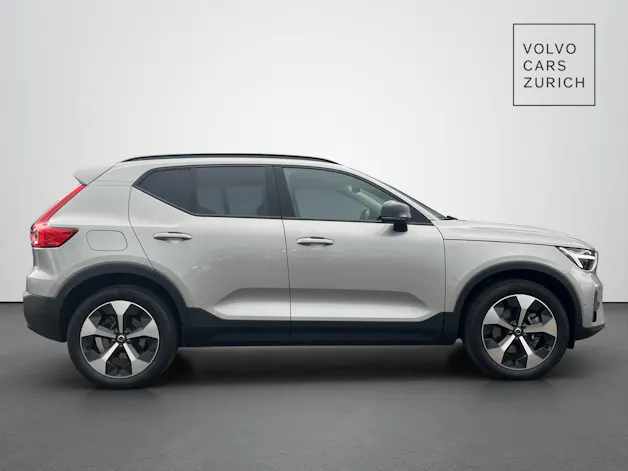 Volvo XC40 2.0 B4 MH Plus Dark