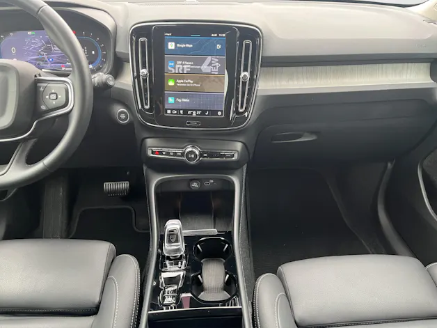 Volvo XC40 2.0 B4 MH Plus Dark