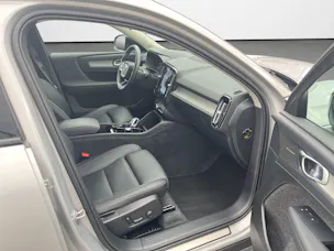 Volvo XC40 2.0 B4 MH Plus Dark