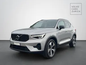 Volvo XC40 2.0 B4 MH Plus Dark