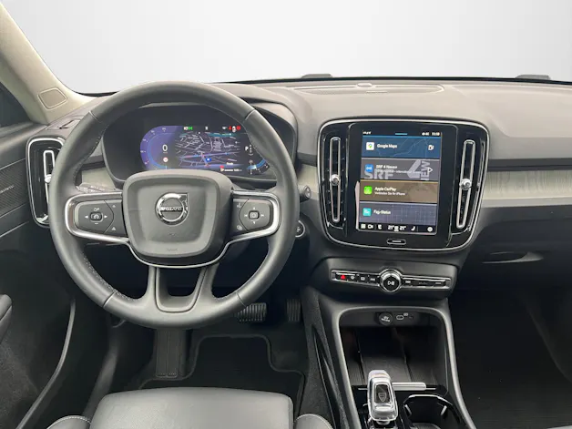 Volvo XC40 2.0 B4 MH Plus Dark