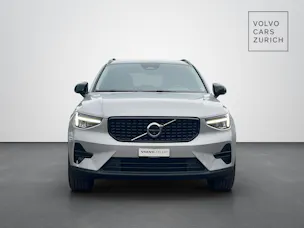 Volvo XC40 2.0 B4 MH Plus Dark
