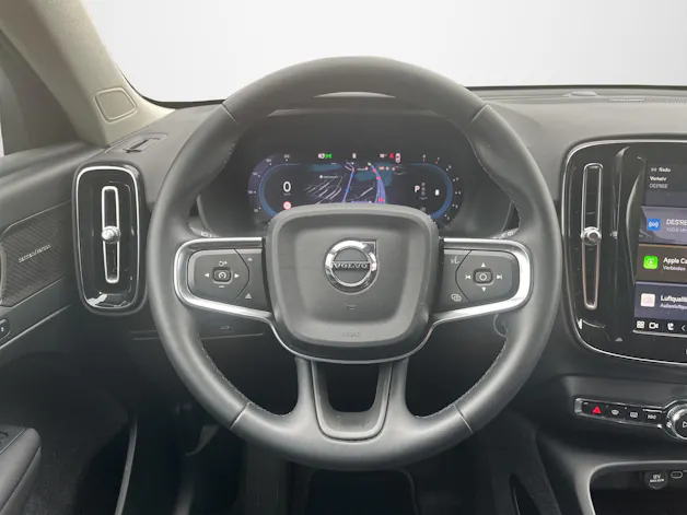 Volvo XC40 2.0 B4 MH Plus Dark