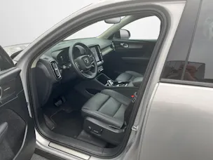 Volvo XC40 2.0 B4 MH Plus Dark