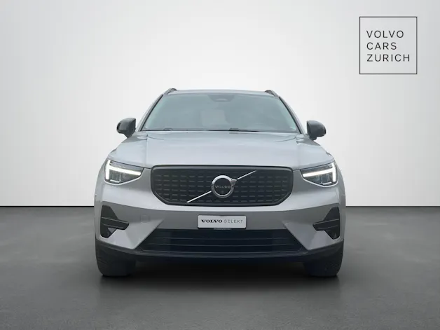 Volvo XC40 2.0 B4 MH Plus Dark